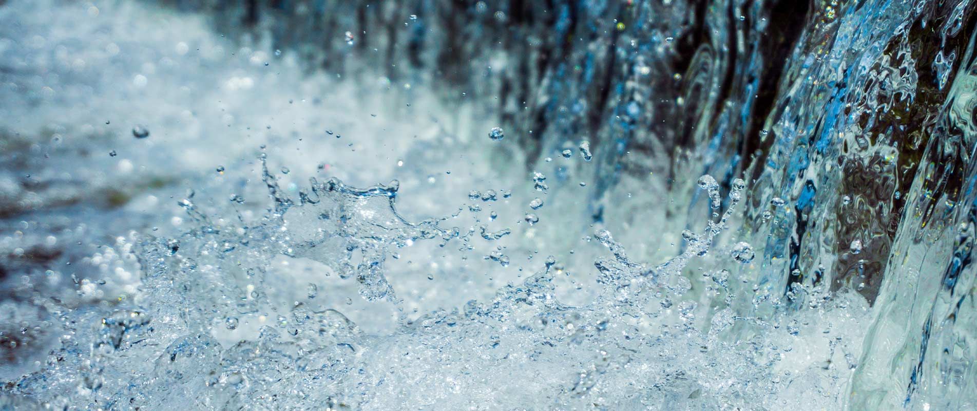 Distribuidores de agua natural mineral